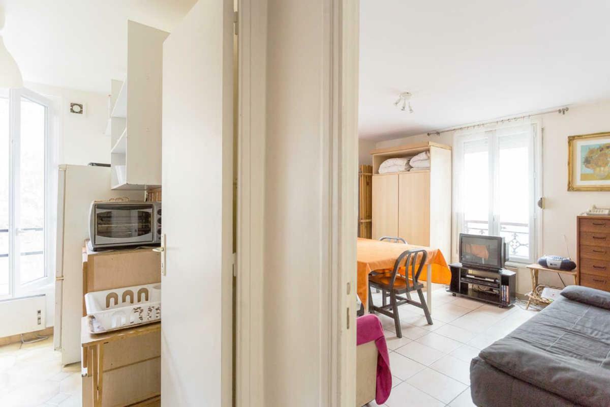 Apartament 2 Pieces Calme Et Central, Paris 10Eme Zewnętrze zdjęcie